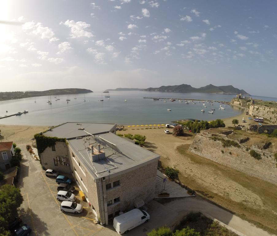 Methoni Beach Hotel ภายนอก รูปภาพ