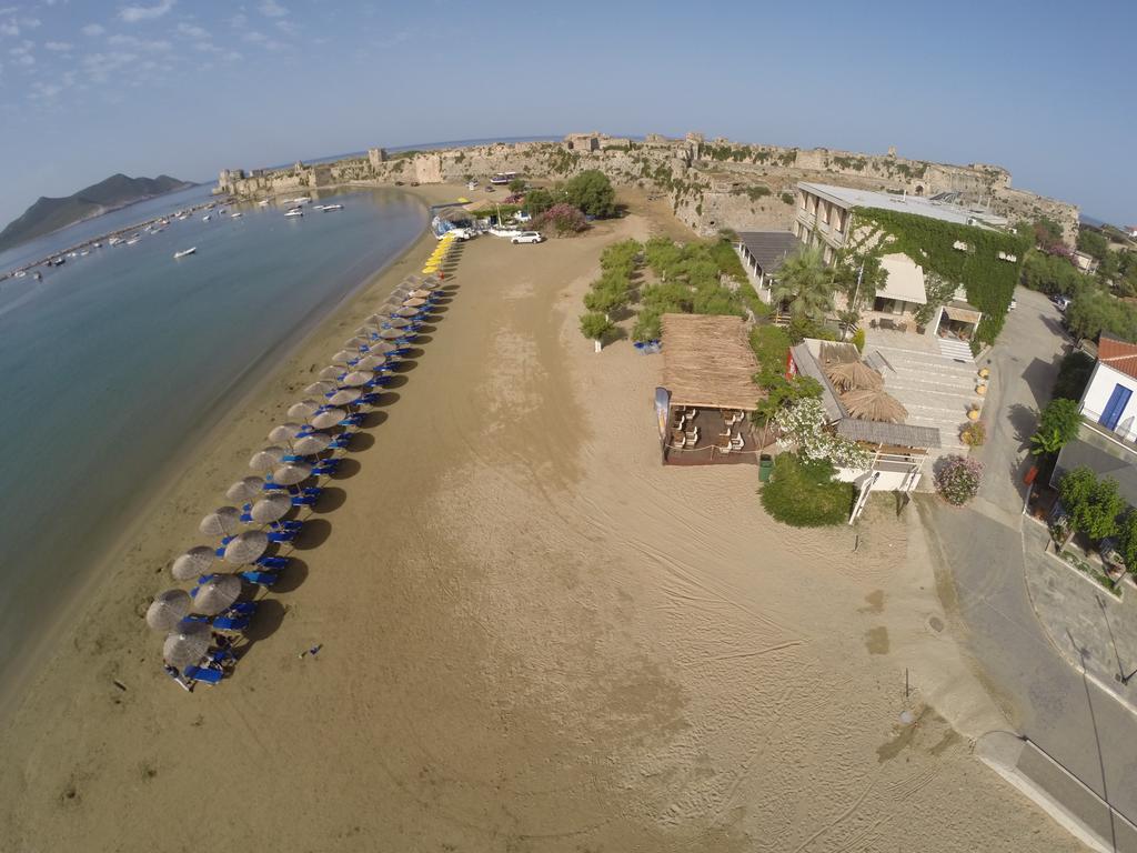 Methoni Beach Hotel ภายนอก รูปภาพ