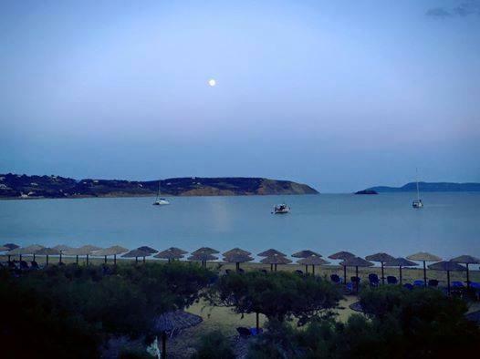 Methoni Beach Hotel ภายนอก รูปภาพ