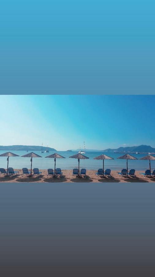 Methoni Beach Hotel ภายนอก รูปภาพ
