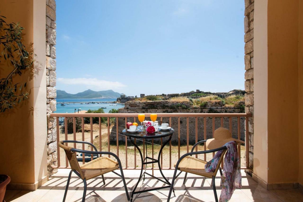 Methoni Beach Hotel ภายนอก รูปภาพ